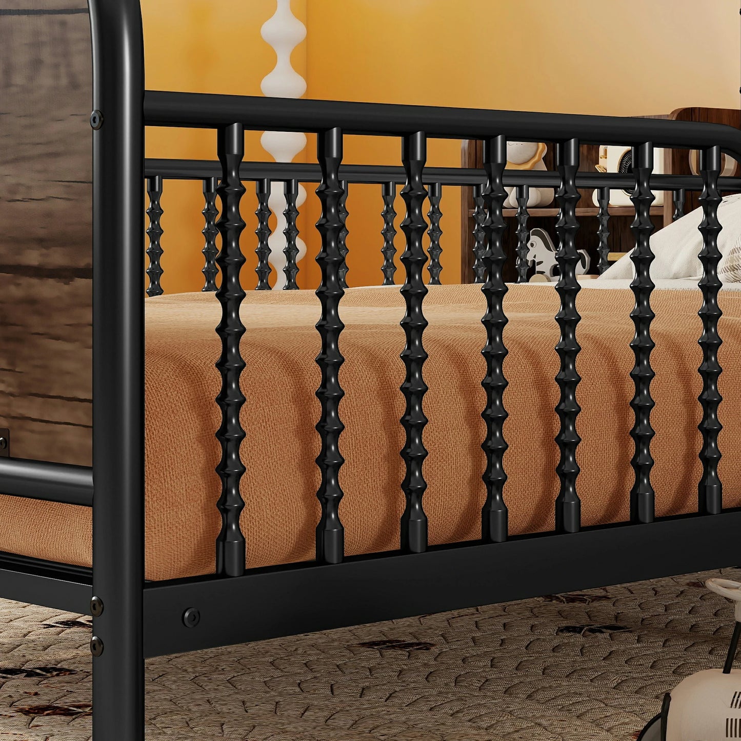 Metalsafetyguardraildetailforkidsbedsturdyandsecuredesign